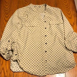 Cute casual work blouse! Size large.